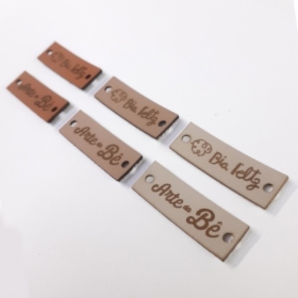 etiquetas personalizadas couro sintetico