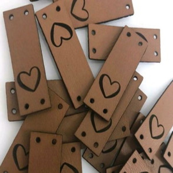 etiquetas personalizadas em couro