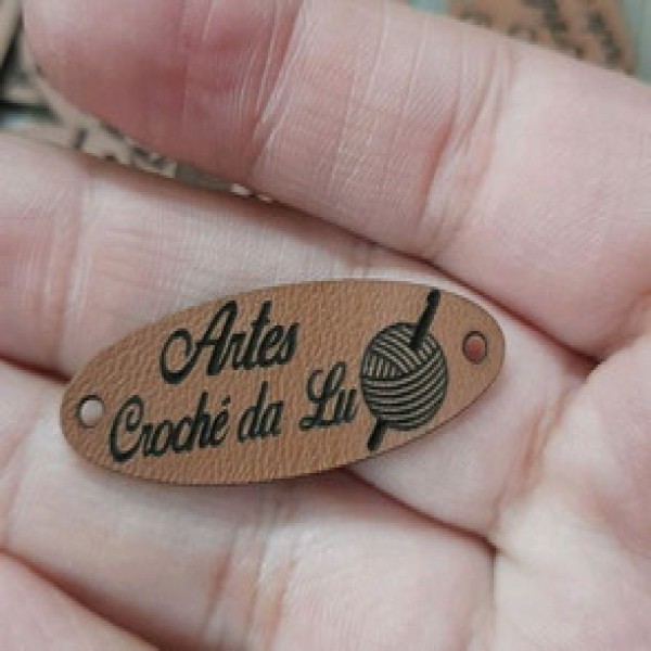 etiquetas personalizadas em couro