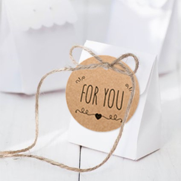 tag de papel kraft