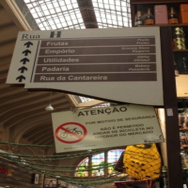 fornecedor de placas de sinalização