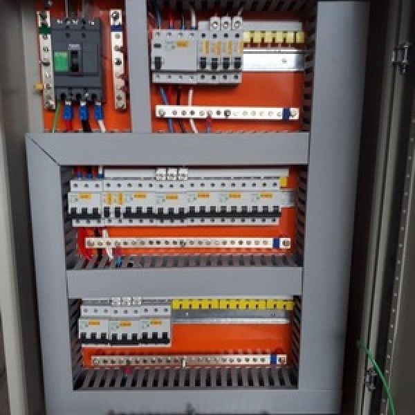 fornecedor de quadros elétricos