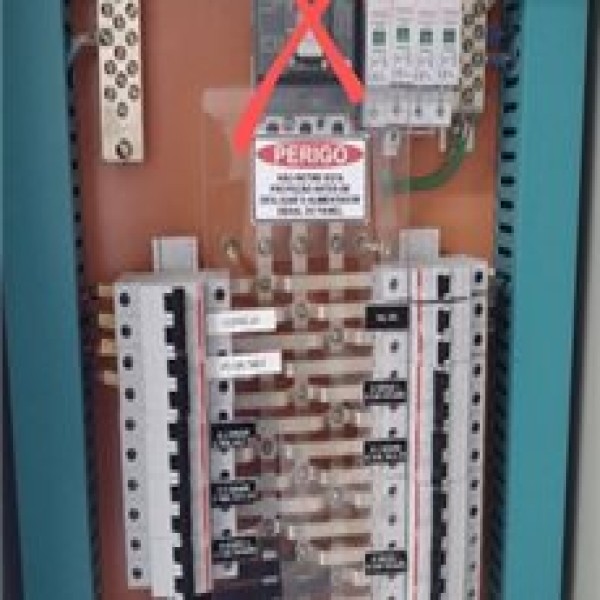 quadro de distribuição tipo industrial