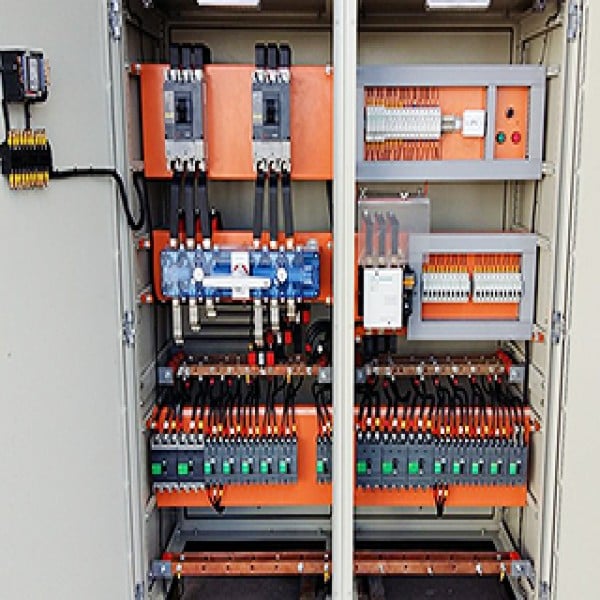 quadro de distribuição tipo industrial