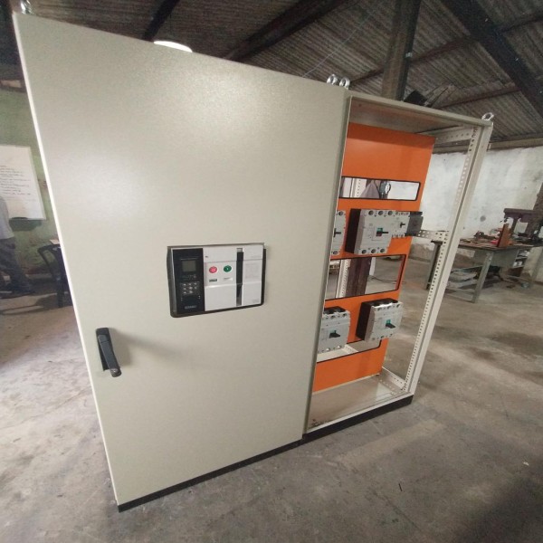 quadro de distribuição tipo industrial