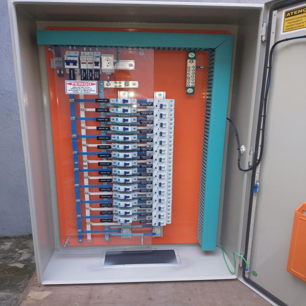 quadro de distribuição tipo industrial