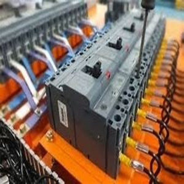 empresas de montagem de painéis elétricos