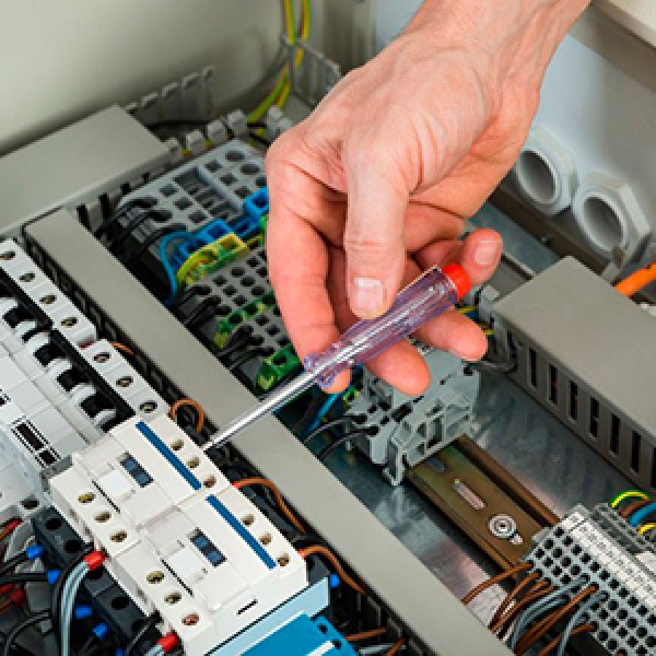 fornecedor de quadros elétricos