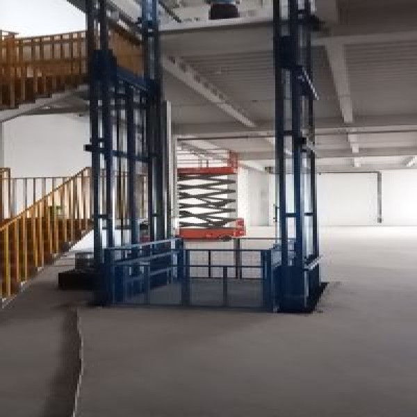 montagem e desmontagem de elevador de carga