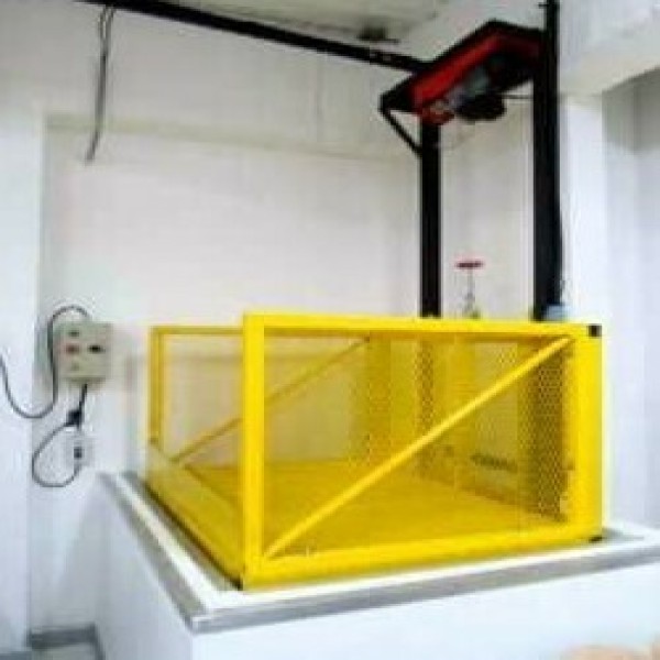 montagem e desmontagem de elevador de carga