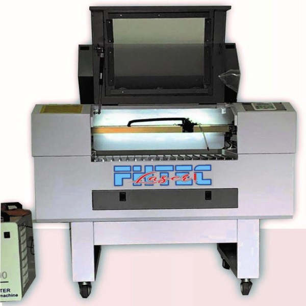 máquina de corte a laser compacta