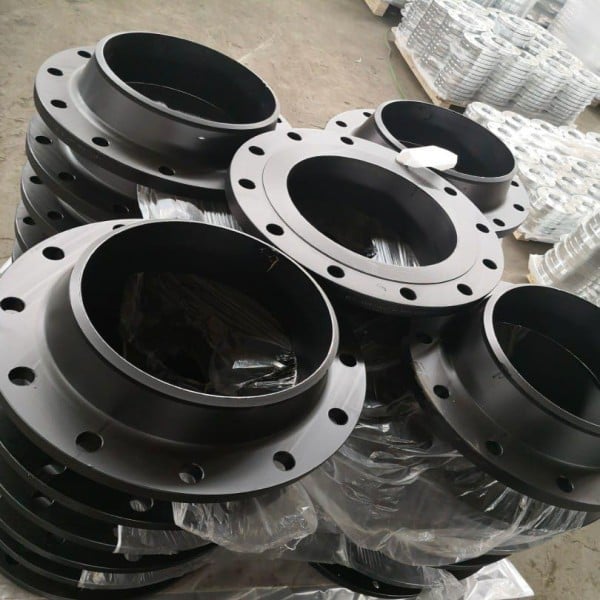 distribuidora de flanges de aço carbono