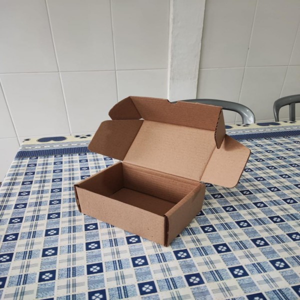caixa de papelão correios