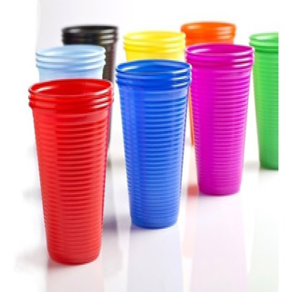 copo de plástico descartável colorido