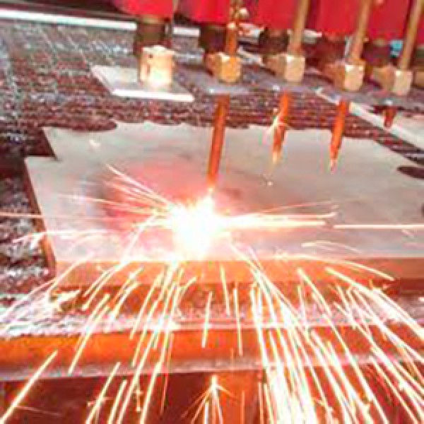 corte a laser de chapa de aço carbono
