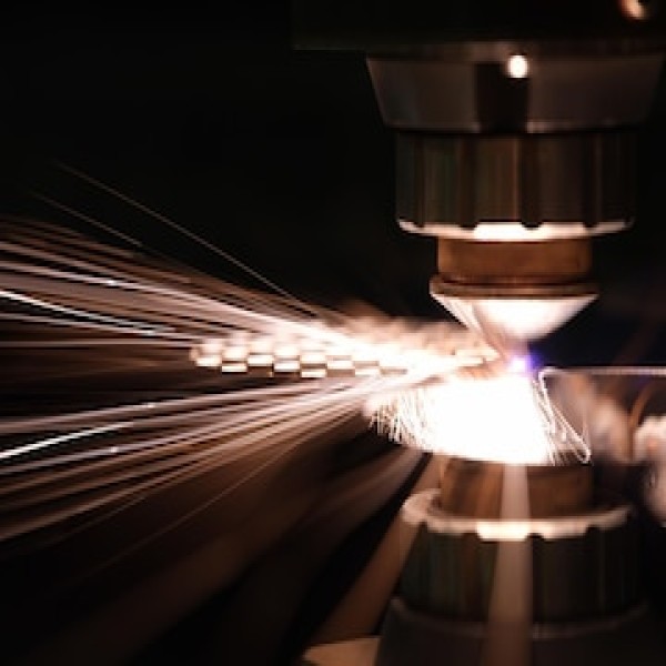 corte a laser em chapa de metal