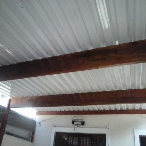 Instalação de telhado galvanizado