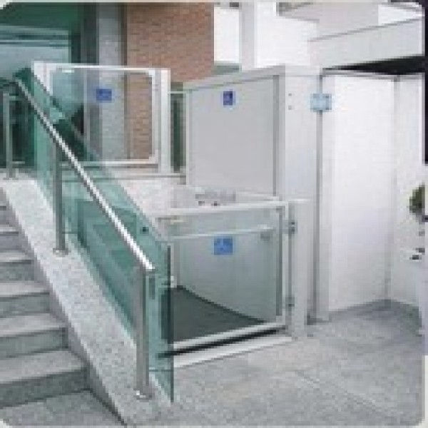 plataforma elevatória de acessibilidade