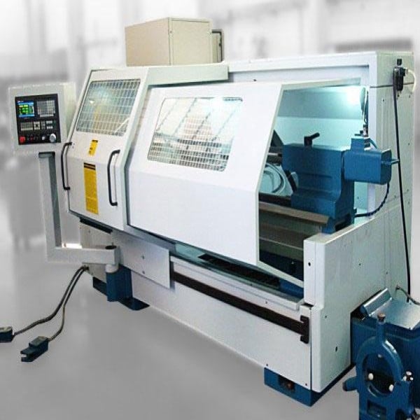 Manutenção de torno cnc