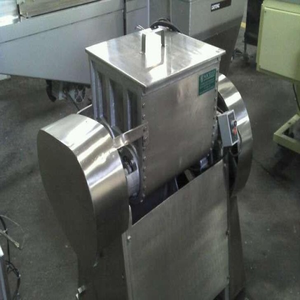 Máquina para misturar massa de pão