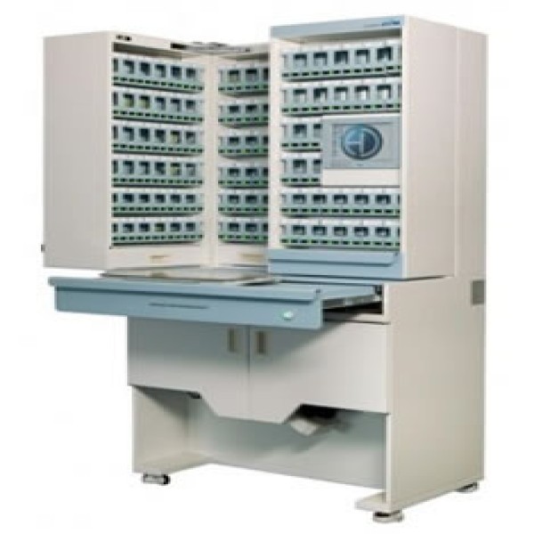 Máquina de emblistar medicamentos