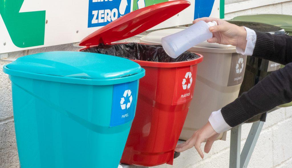 Lixeiras de reciclagem