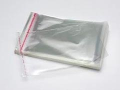 envelope plástico com ilhós