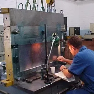 Fabricante de molde para injeção