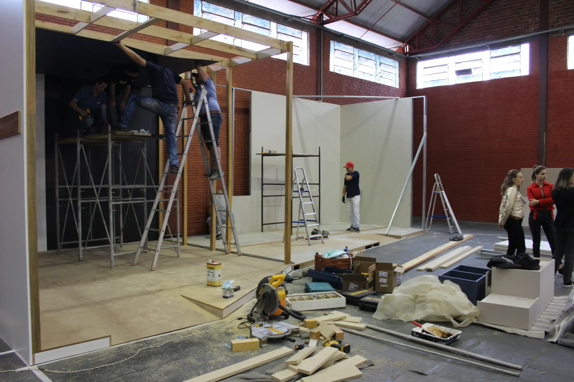 montar stand feira