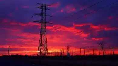 Ontario Anuncia Sobretaxa de 25% na Eletricidade para os EUA 2 Ontario Impõe Sobretaxa de 25% na Eletricidade para EUA