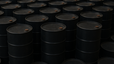 Preço do barril de petróleo sobe com ameaça de bloqueio pelo Irã