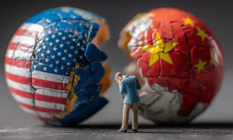 Trump Pressiona UE com Tarifas de 100% para Índia e China