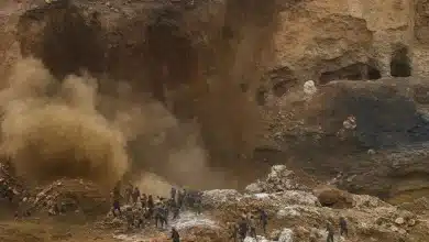 Desabamento em mina de cobalto deixa mortos no Congo 9 Desabamento em mina de cobalto deixa mortos no Congo