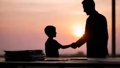 Projeto proíbe menores de serem sócios de empresas 10 Projeto proíbe menores de serem sócios de empresas