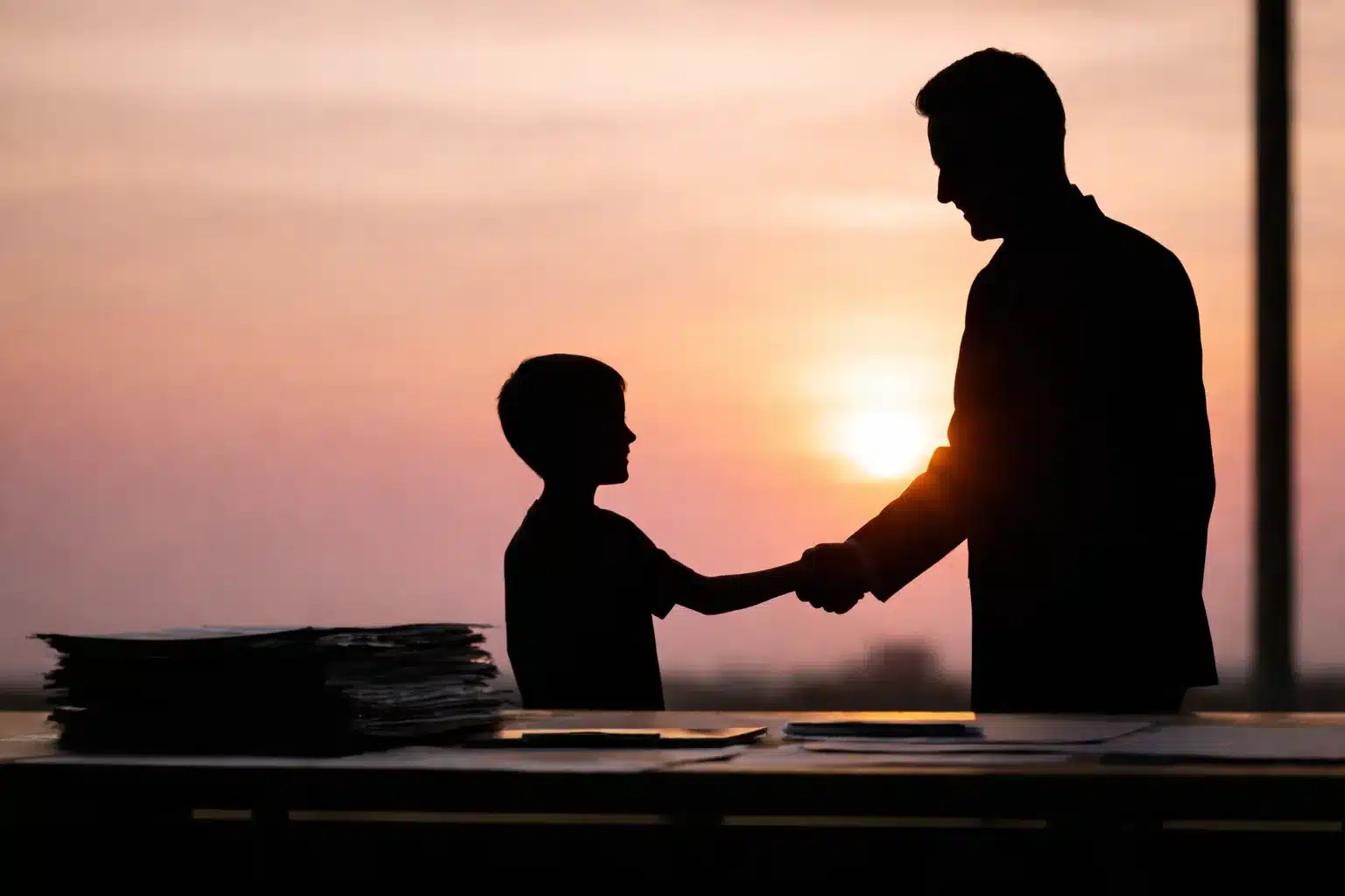 Projeto proíbe menores de serem sócios de empresas