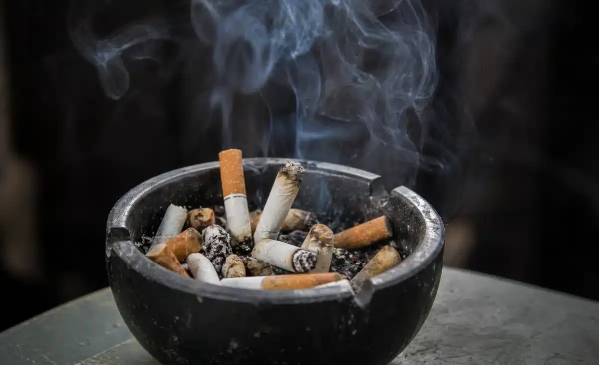 Reino Unido proíbe venda de tabaco a pessoas nascidas depois de 2008