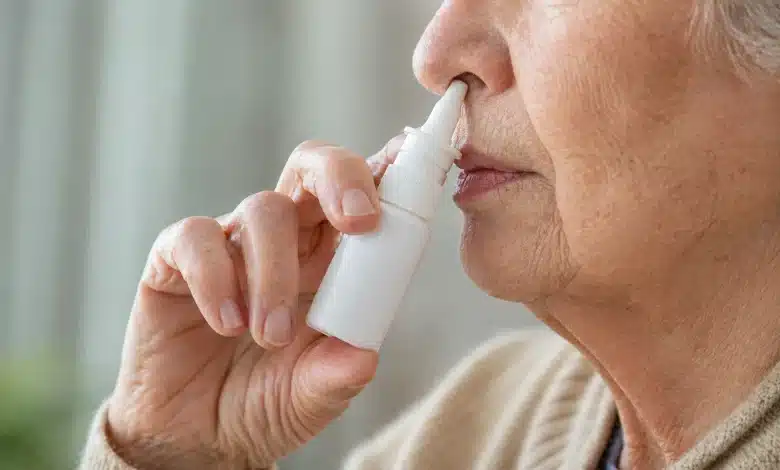 Reversão do envelhecimento cerebral avança com novo spray nasal