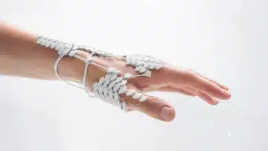Human Operator usa IA para mover mãos com pulsos elétricos 6 Human Operator usa IA para mover mãos com pulsos elétricos