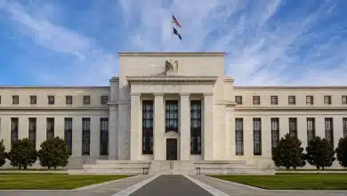 Senado dos EUA aprova Kevin Warsh para presidência do Fed 6 Senado dos EUA aprova Kevin Warsh para presidência do Fed