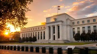 Fed mantém juros dos EUA entre 3,50% e 3,75% ao ano 2 Fed mantém juros dos EUA entre 3,50% e 3,75% ao ano