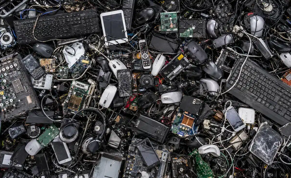 Logística reversa de eletroeletrônicos cresce no Brasil, mas coleta ainda é desafio 2 Logística reversa de eletroeletrônicos cresce no Brasil, mas coleta ainda é desafio