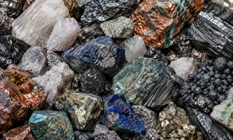 Brasil cria política para ampliar industrialização de minerais estratégicos