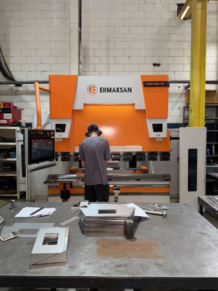 corte e dobra cnc