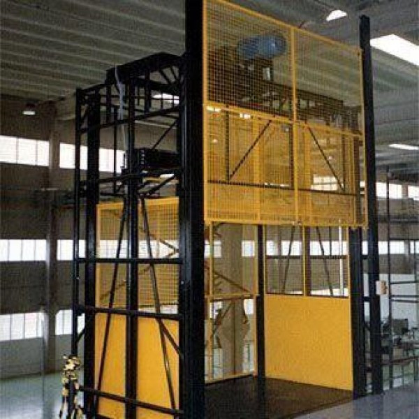elevador de carga industrial preço