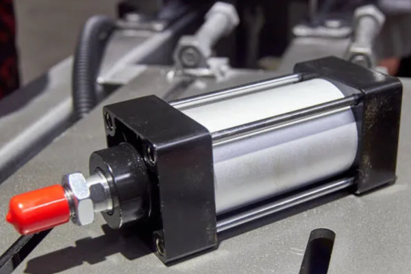 cilindro pneumático com freio