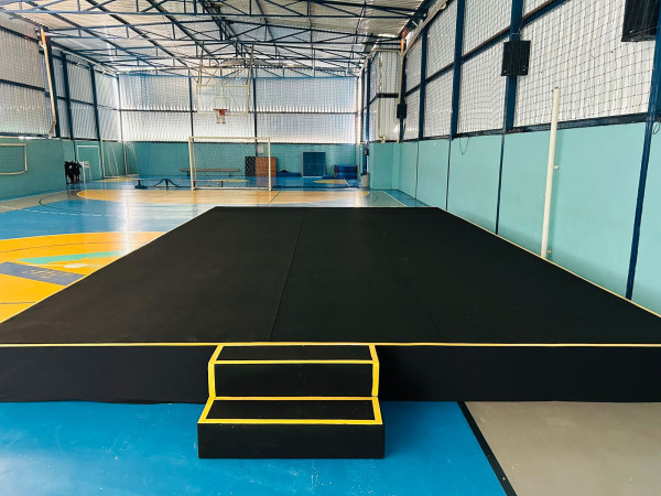 Aluguel De Palco Para Confraternização