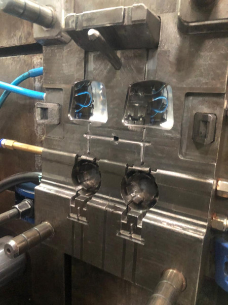 Indústria De Moldes Para Plásticos
