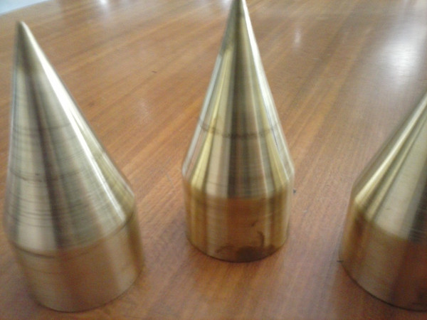 Repuxação de latão