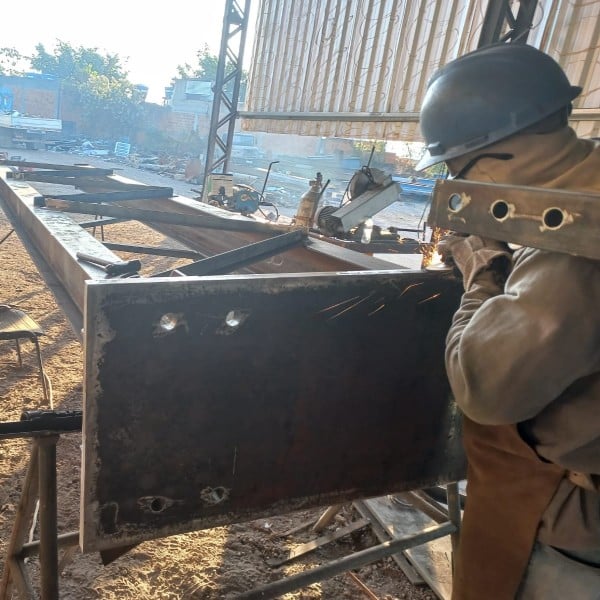 Fabricação De Estrutura Metalica