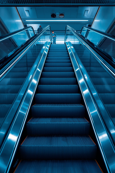 Escada Rolante Para Estações Rodoviárias